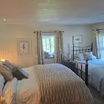 Eastview 4*