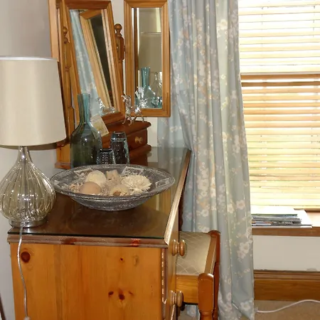 Eastview Bed and breakfast 4*