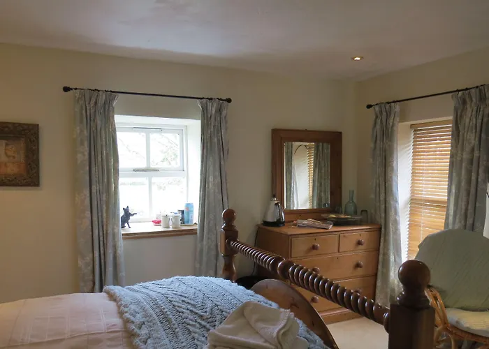 Eastview Bed & Breakfast 4*